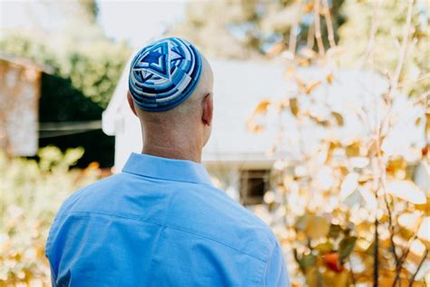 Sacred Geometry and the Yarmulke: A Fascinating Connection